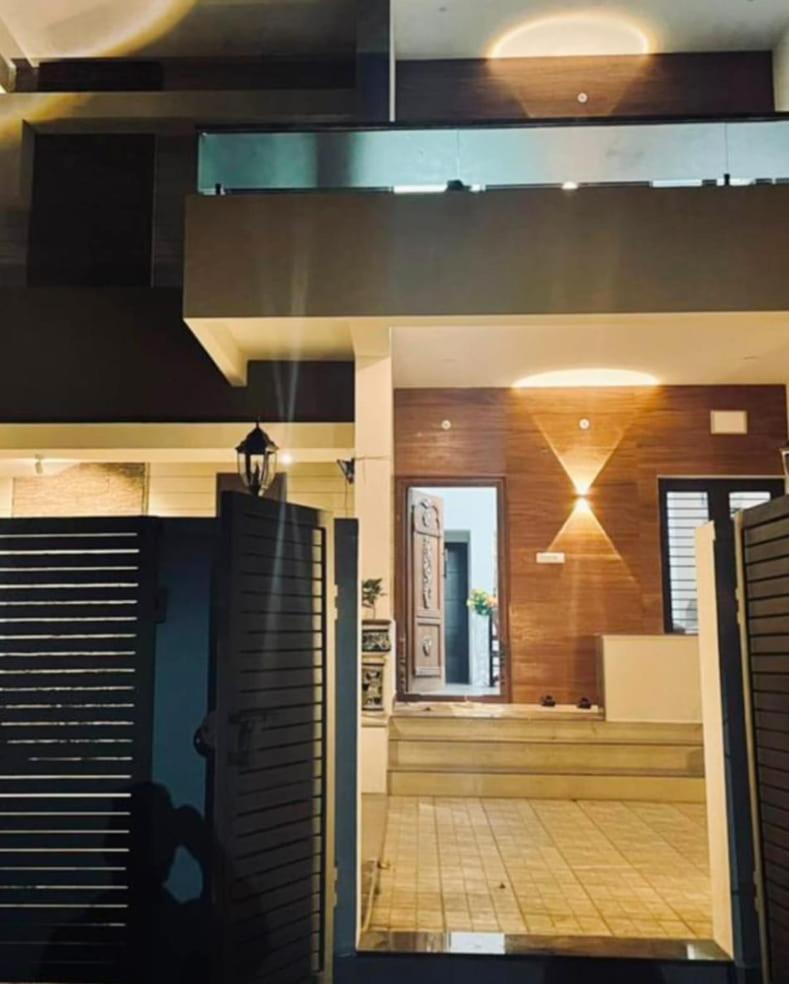Home Stay At Sriram Villa 쿰바코남 외부 사진